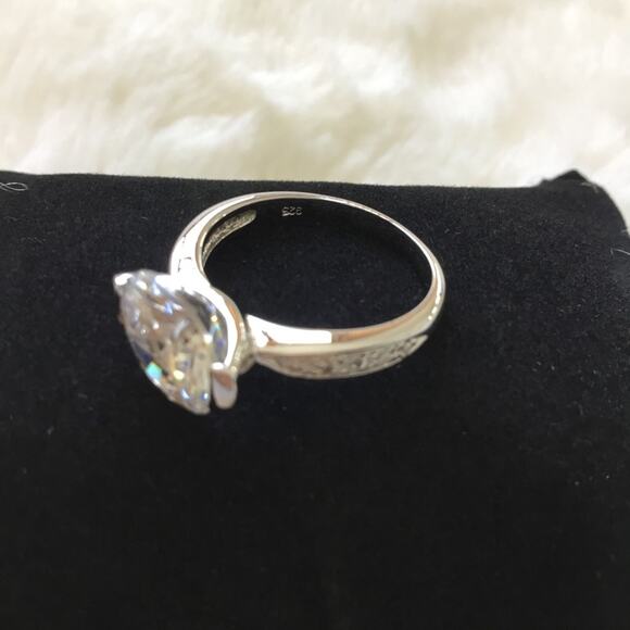 Sterling Silver Round Ring - Picture 5 of 5